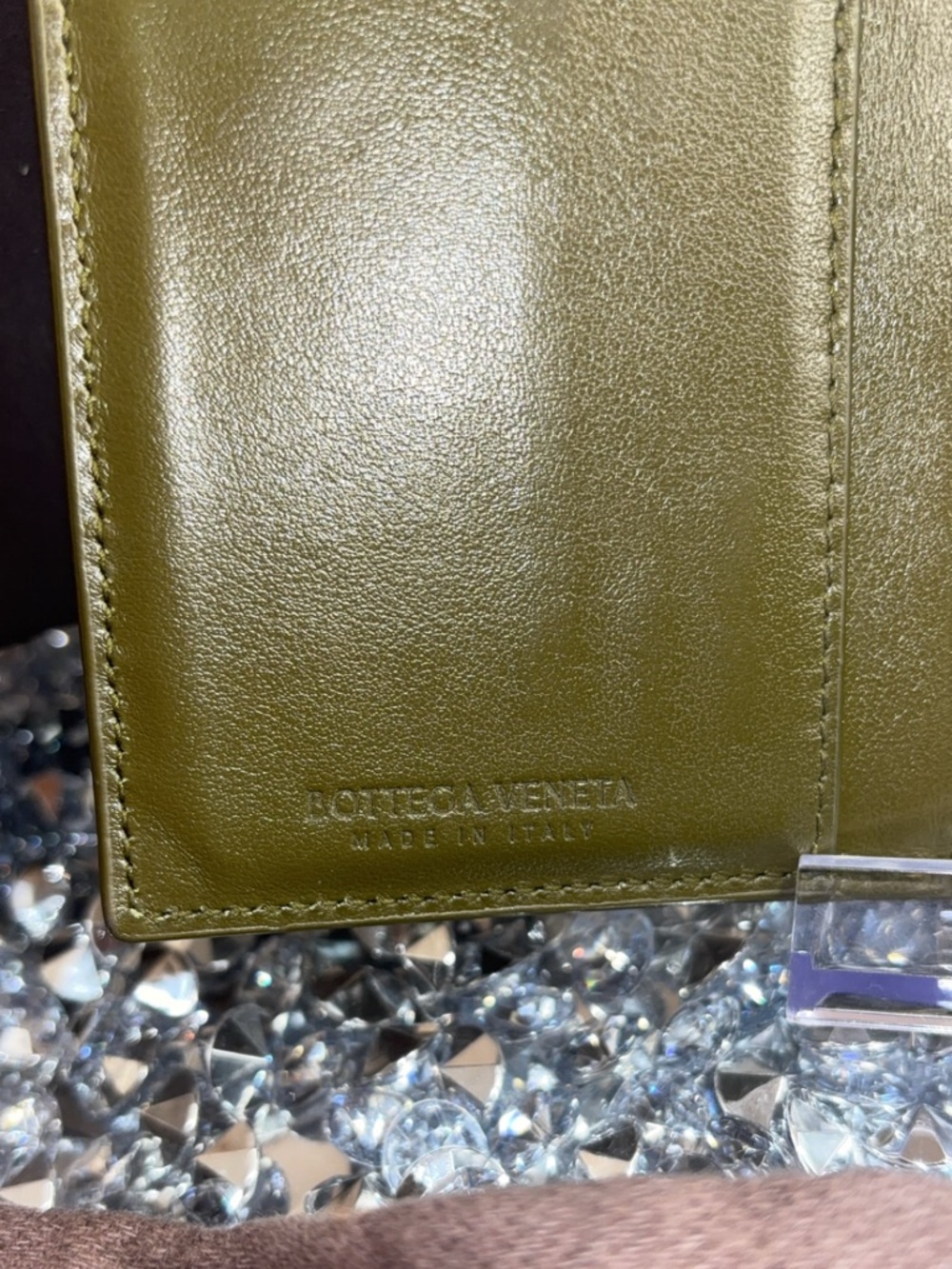 Bottega Veneta Olive Green Intrecciato Leather Snap Wallet - Picture 15 of 17